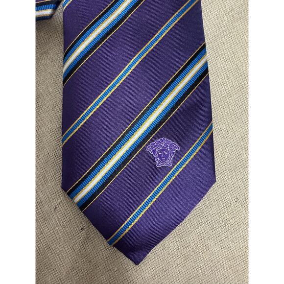 Versace Tie Mens Purple Striped 100% Silk Made in Italy Medusa Logo Woven Luxury - Picture 2 of 7